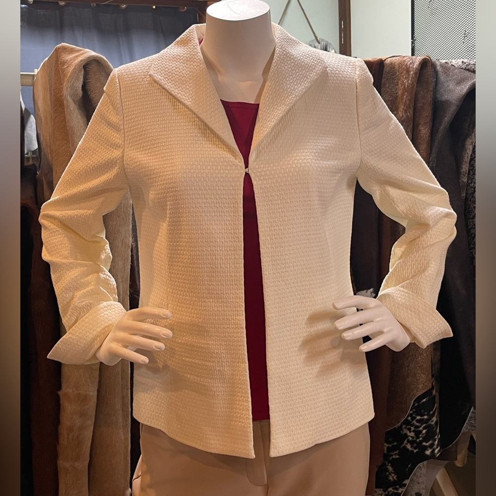 Judith Hart Blazer 10